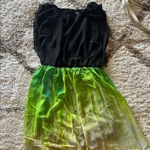 Black and Green Sleeveless Dress